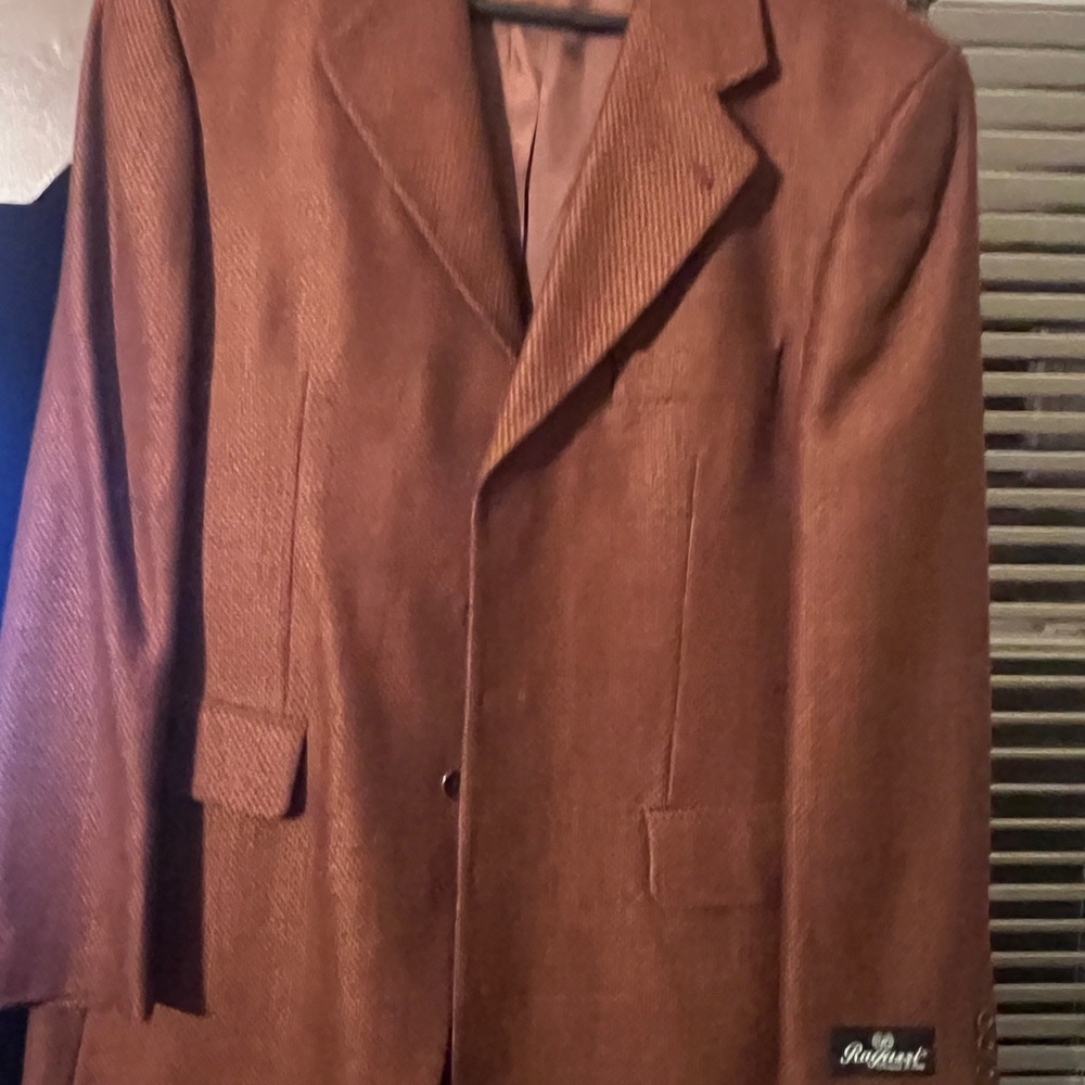 men’s jacket- Brown- new with tag- 42R- Raggazi